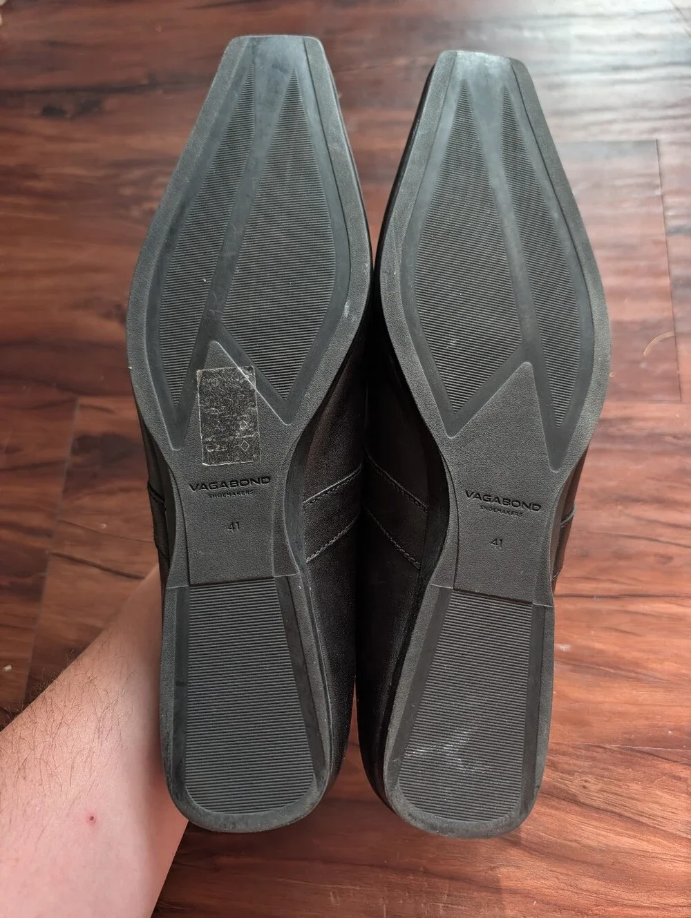 Vagabond Wioletta Buckle Strap Pointed Ballet Flats in Black Leather